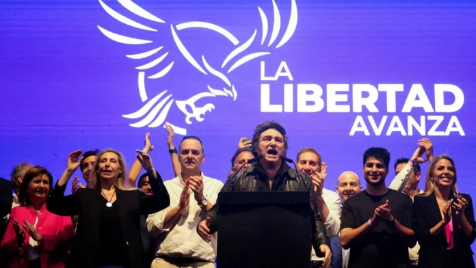 Triunfo histórico de La Libertad Avanza de Javier Milei en Argentina_ victoria contundente en Buenos Aires y más del 40 % de los votos a nivel nacional Triunfo histórico de La Libertad Avanz