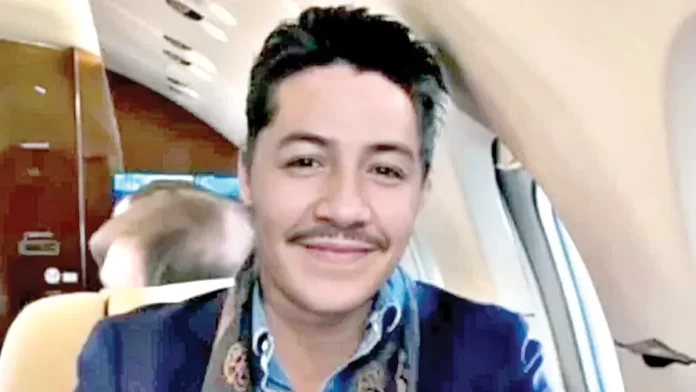 Efectivos de la Policía Boliviana durante el operativo de aprehensión de Luis Marcelo Arce Mosqueira en el barrio Equipetrol de Santa Cruz