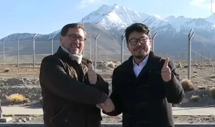 Autoridades de Bolivia y Chile durante encuentro diplomático en el paso fronterizo Chungará-Tambo Quemado en abril de 2026